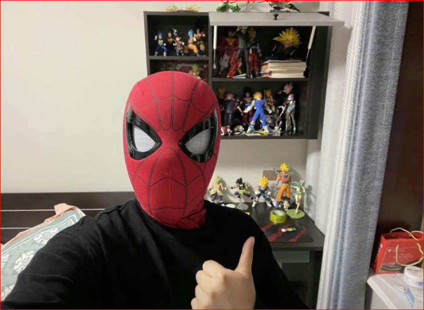 Spider-Man Mask with Moving Eyes Cosplay Headgear Halloween Costume Party Prop