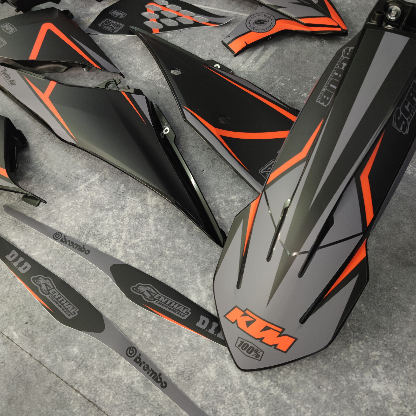 Plastics + Graphics KTM 2019-2022 SX SX-F XC XC-F | EXAMPLE IMAGE
