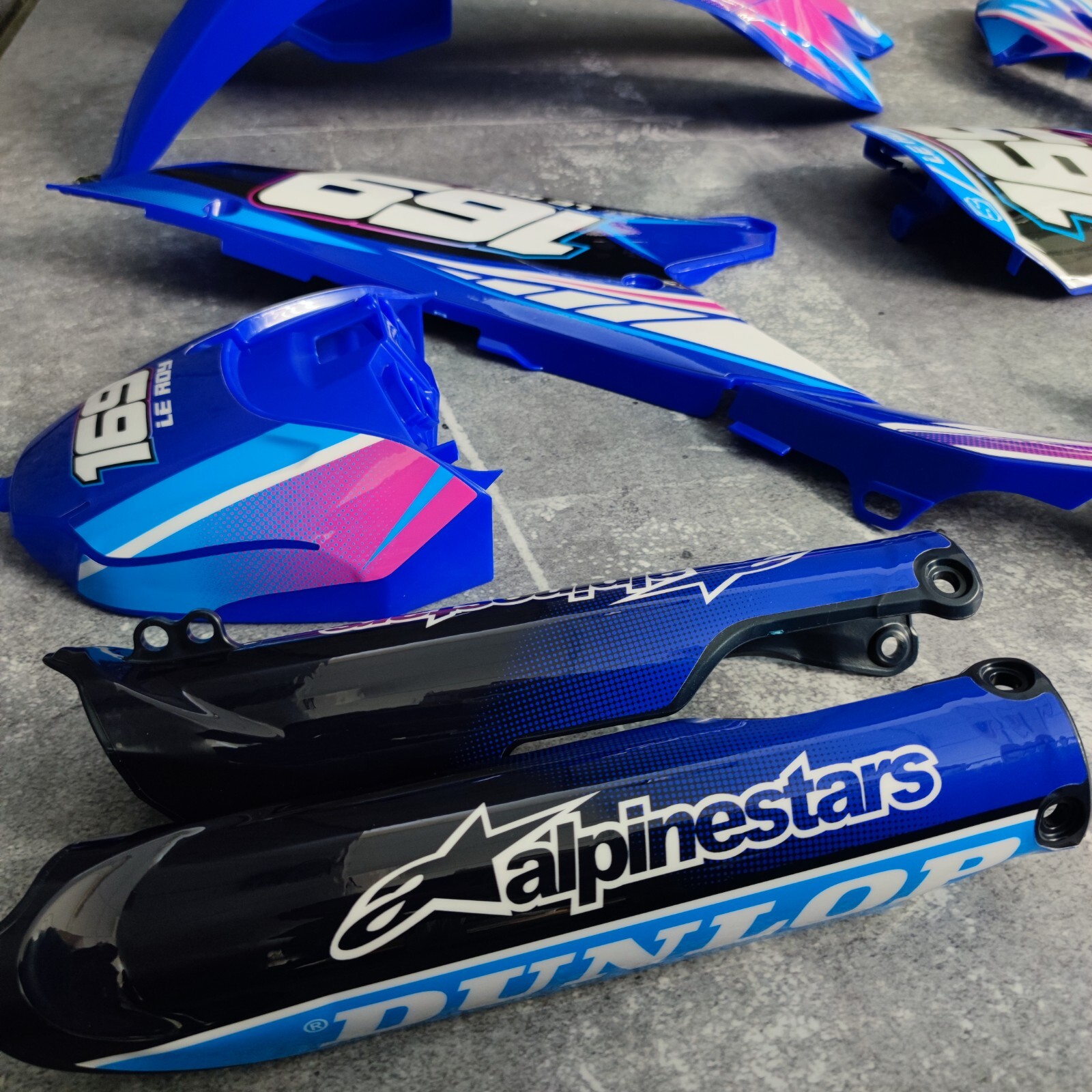 Plastics + Graphics Yamaha YZ450F 2023-2024 YZ250F 2024 Custom race number+name