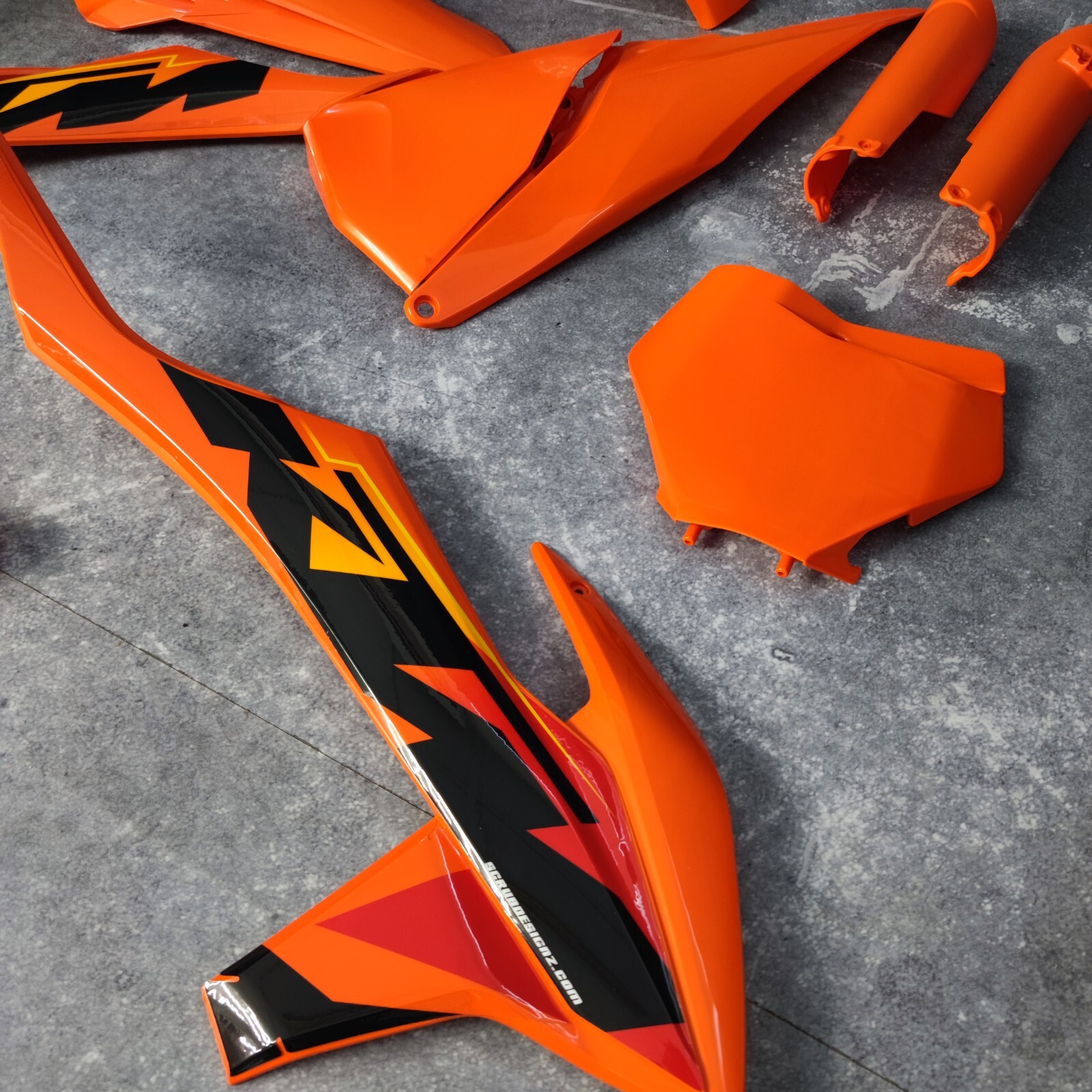 Plastics + Graphics KTM SX SX-F XC XC-F 2019 2020 2021 2022 Restyle decals