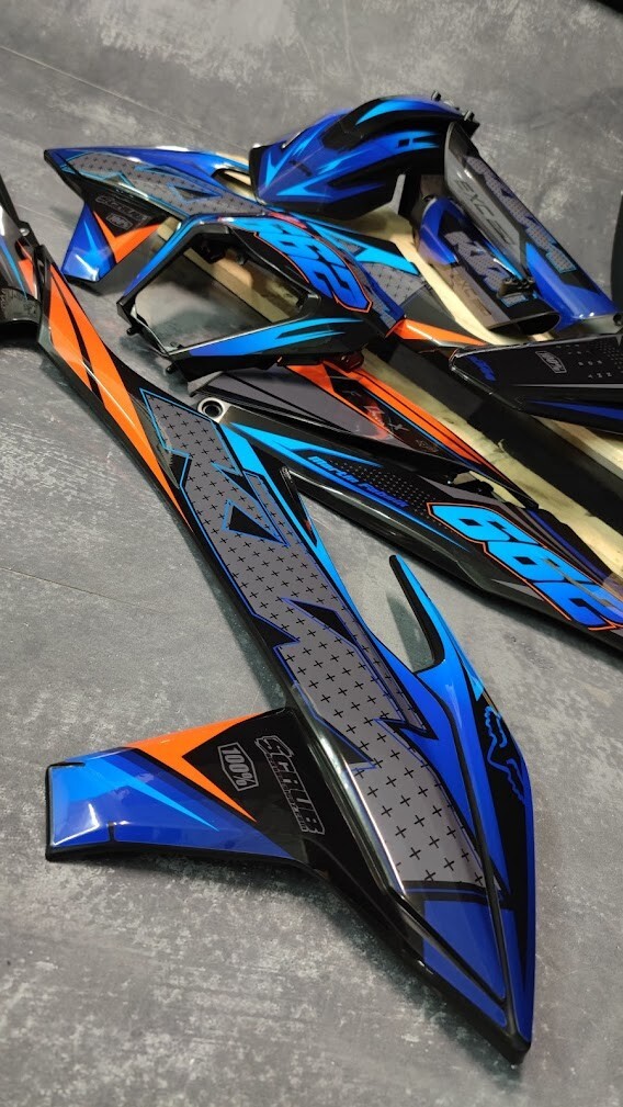 Plastics + Graphics KTM 2017 2018 2019 EXC EXC-F XC-W XCF-W Graphics Applied